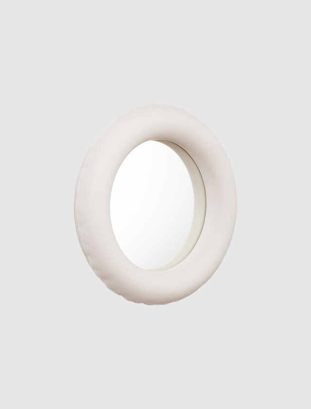 04 MIRROR JOYCE