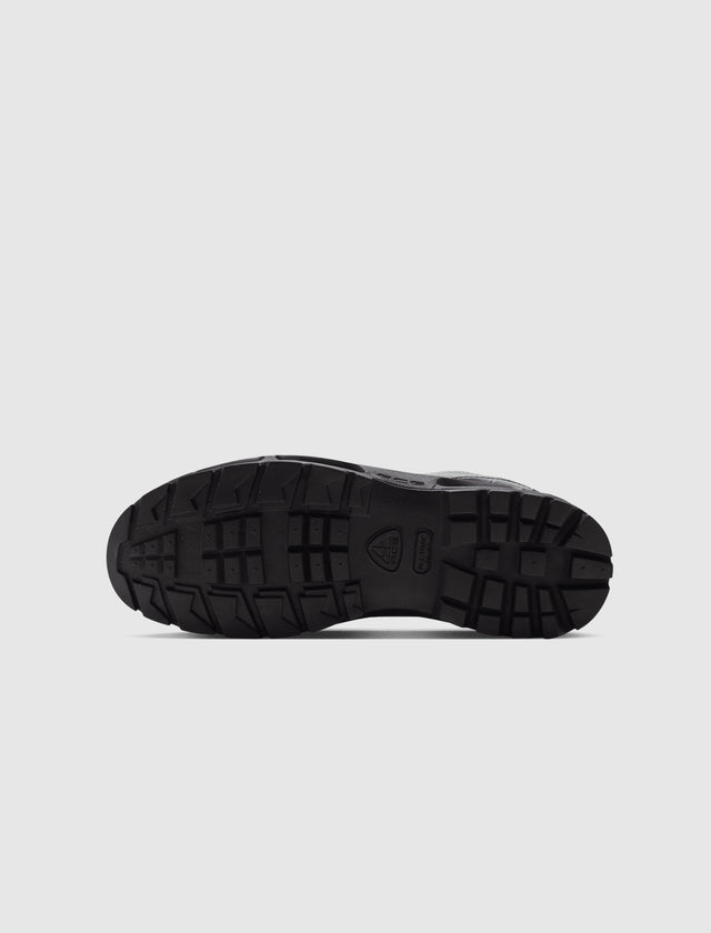 NIKE AIR MAX GOADOME LOW