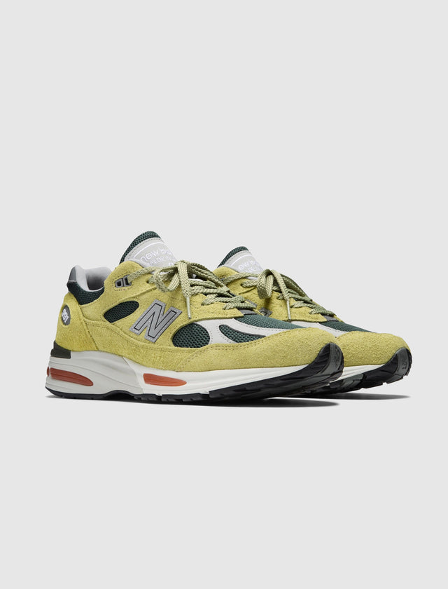 MADE IN UK 991 V2 "BEECHNUT"