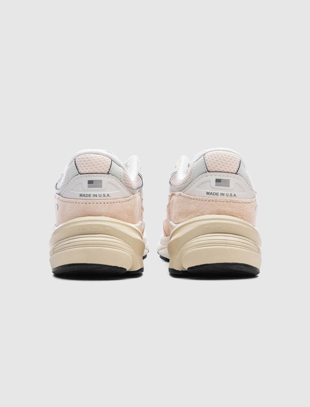MADE IN USA 990 V6 "VINTAGE ROSE"
