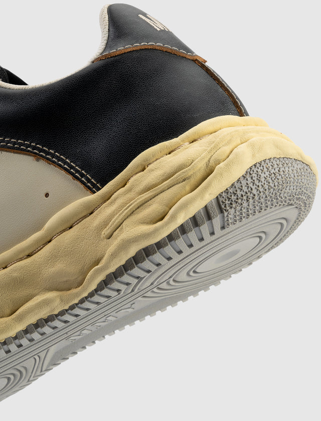 WAYNE LOW TOP SNEAKERS "BLACK/WHITE"